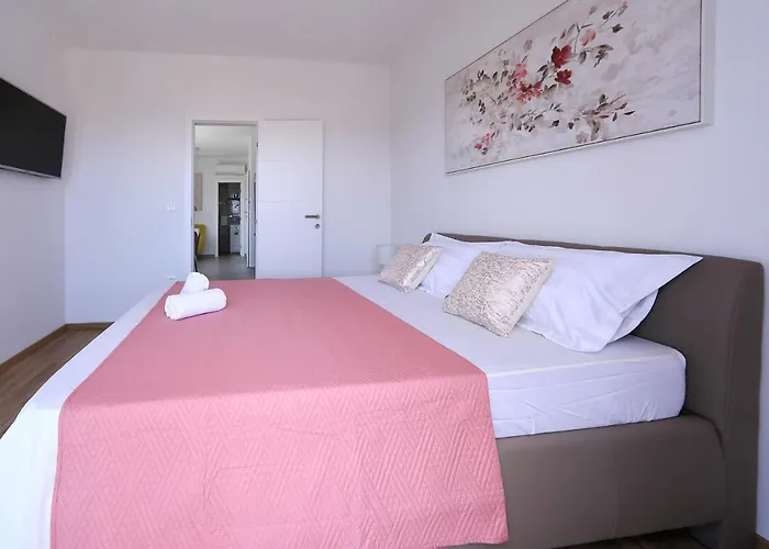 Thalia Appartement *