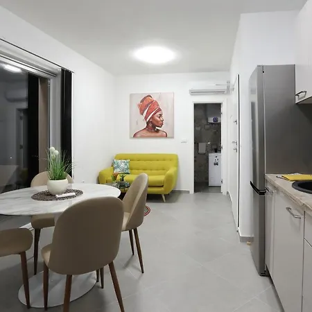 Thalia Apartment