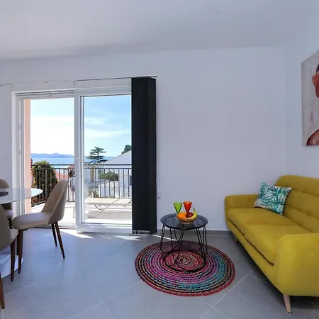 Apartamento Thalia
