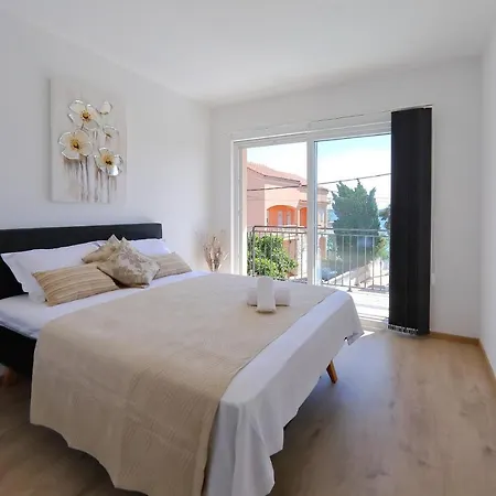 Apartment Thalia Bibinje